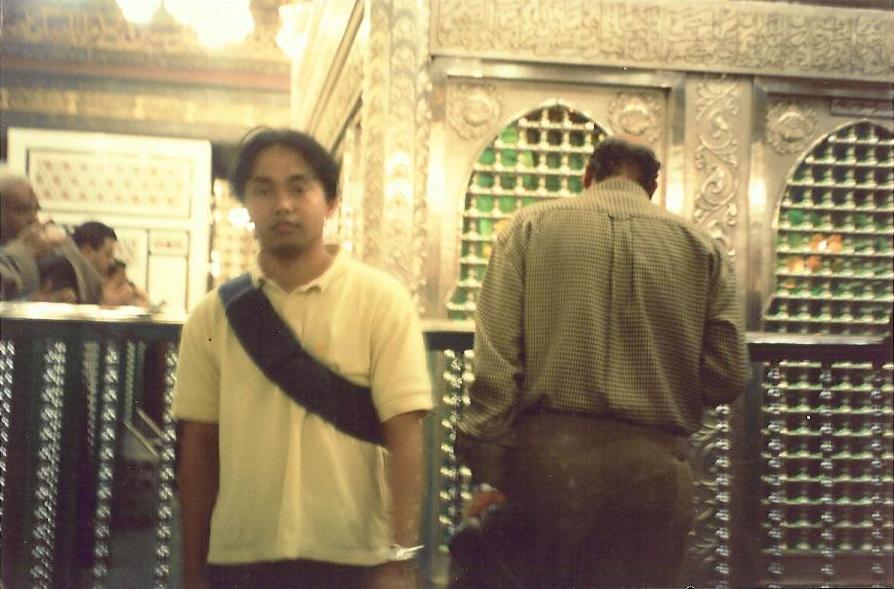 2004, Cairo; Husein Mosque1.jpg